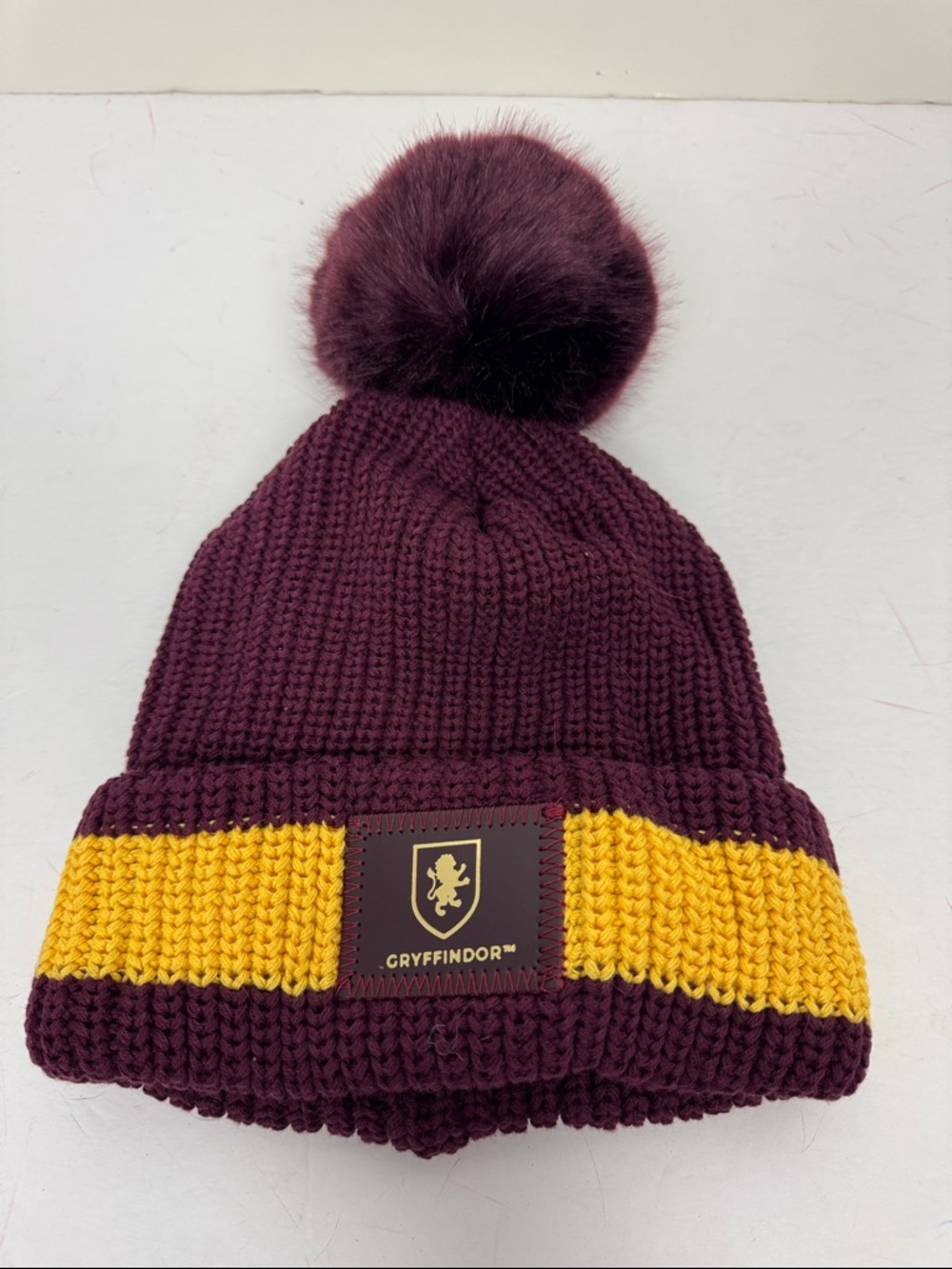 Harry Potter Gryffindor Beanie Hat Pom Pom Knit Burgundy‎ Gold Love Your Melon